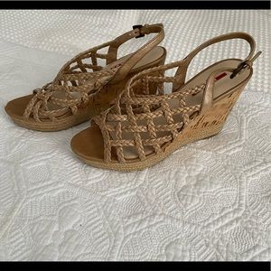 Prada wedge size 40 (9.5 US)